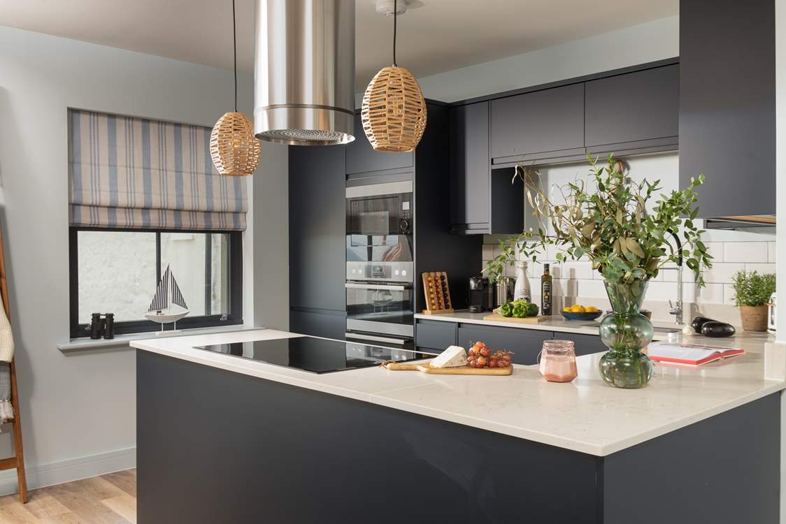 Luxury Private Apartment To Rent Mousehole Cornwall - Fully Equipped Modern Kitchen With Premium Appliances